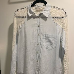 Anthropologie shoulder lace Button-down
